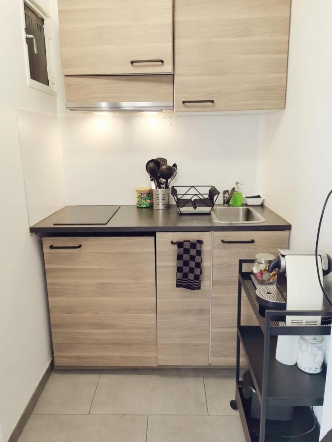 Suite Athena - Melun Gare Rer - Studio Avec Balcon Et Parking المظهر الخارجي الصورة
